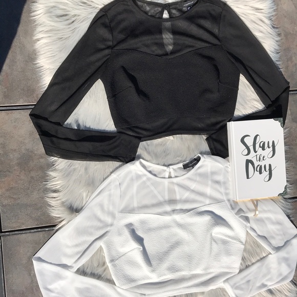 Atmosphere Tops - White SOLD. Black available in other listing.